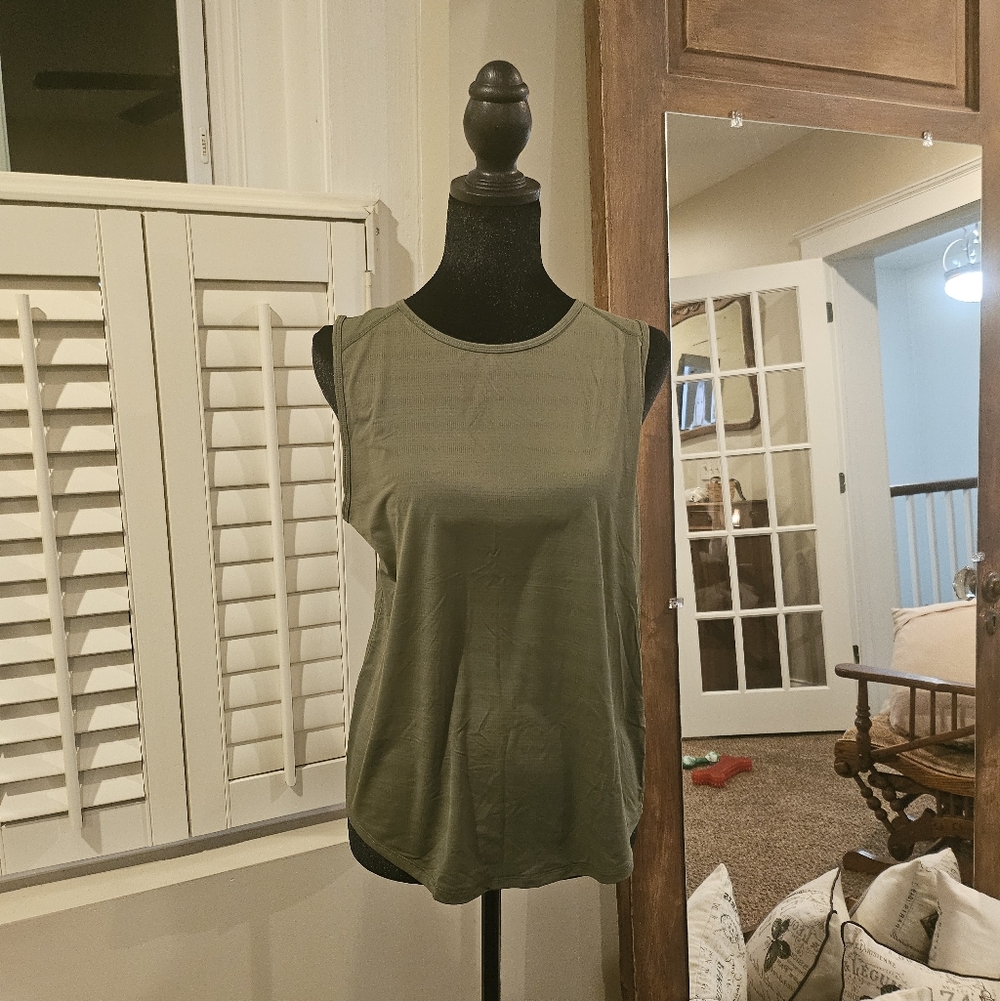 Zyia Active Horizon Muscle Tank